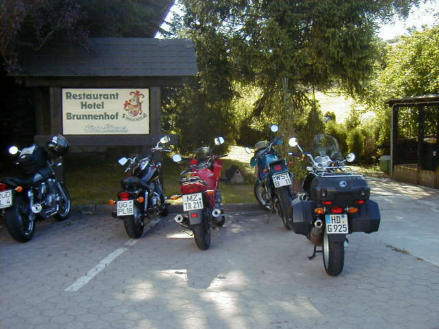 073hotel.jpg